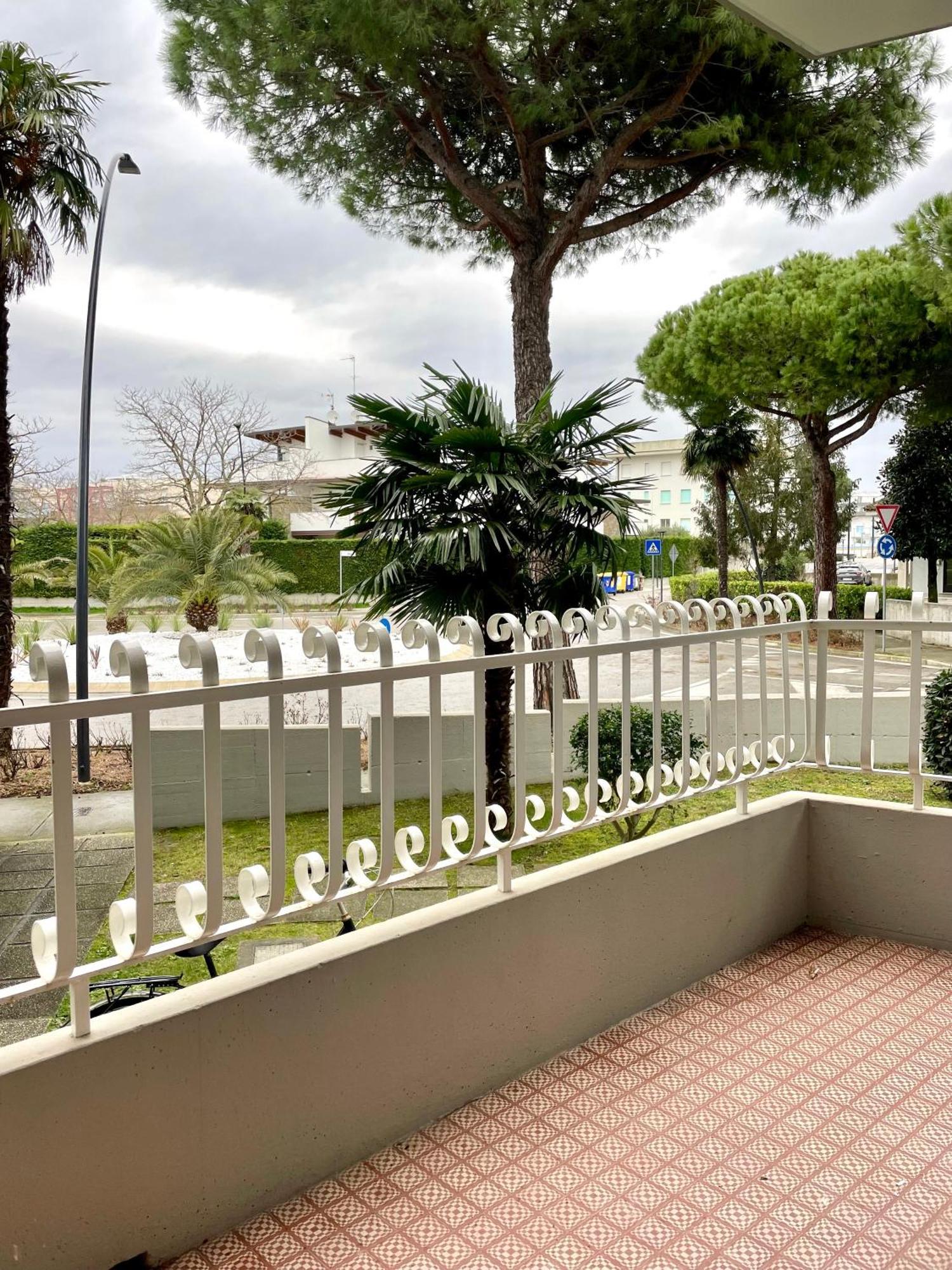 Condominio Mammole Lignano Sabbiadoro Exterior photo
